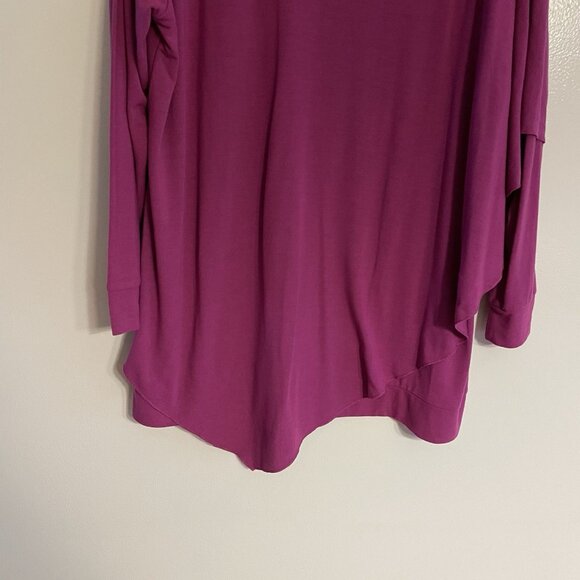 Soft Surroundings 1X Fuchsia Knit V-Neck Long Sleeve Overlay Madeline Tunic Top - Picture 2 of 11